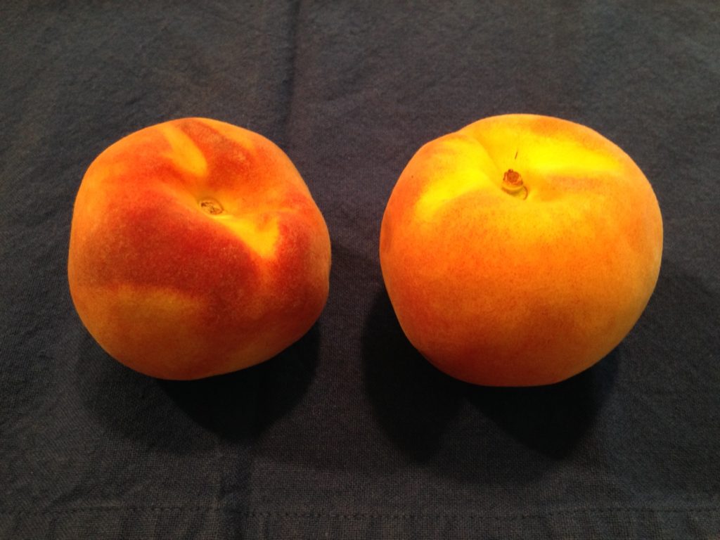 2 peaches